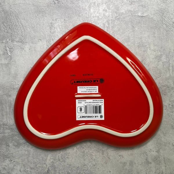 Тарелка десертная Le Creuset Heart Cerise 23 см 80255230600099 фото